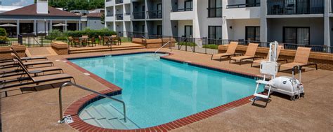 Courtyard by Marriott Nashville Brentwood: Comfortable and easy - See 235 traveler reviews, 70 candid photos, and great deals for Courtyard by Marriott Nashville Brentwood at Tripadvisor.